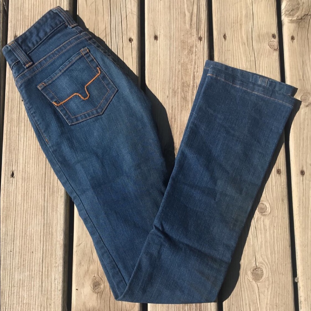 Kimes Ranch Betty 17